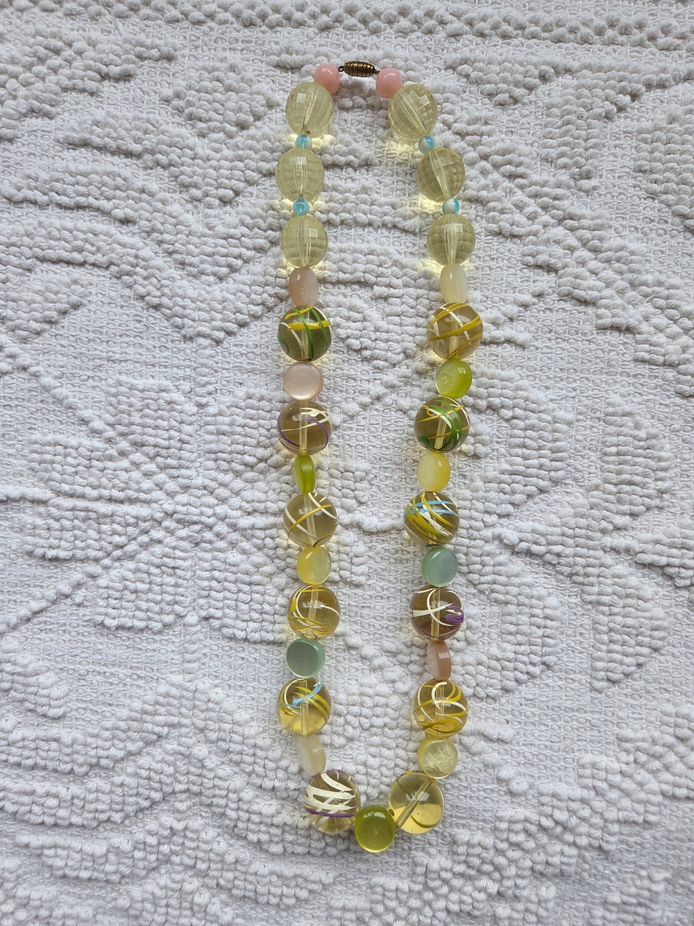 Vintage Mod Yellow Acrylic Bead Necklace | Swirl & Pastel Accents